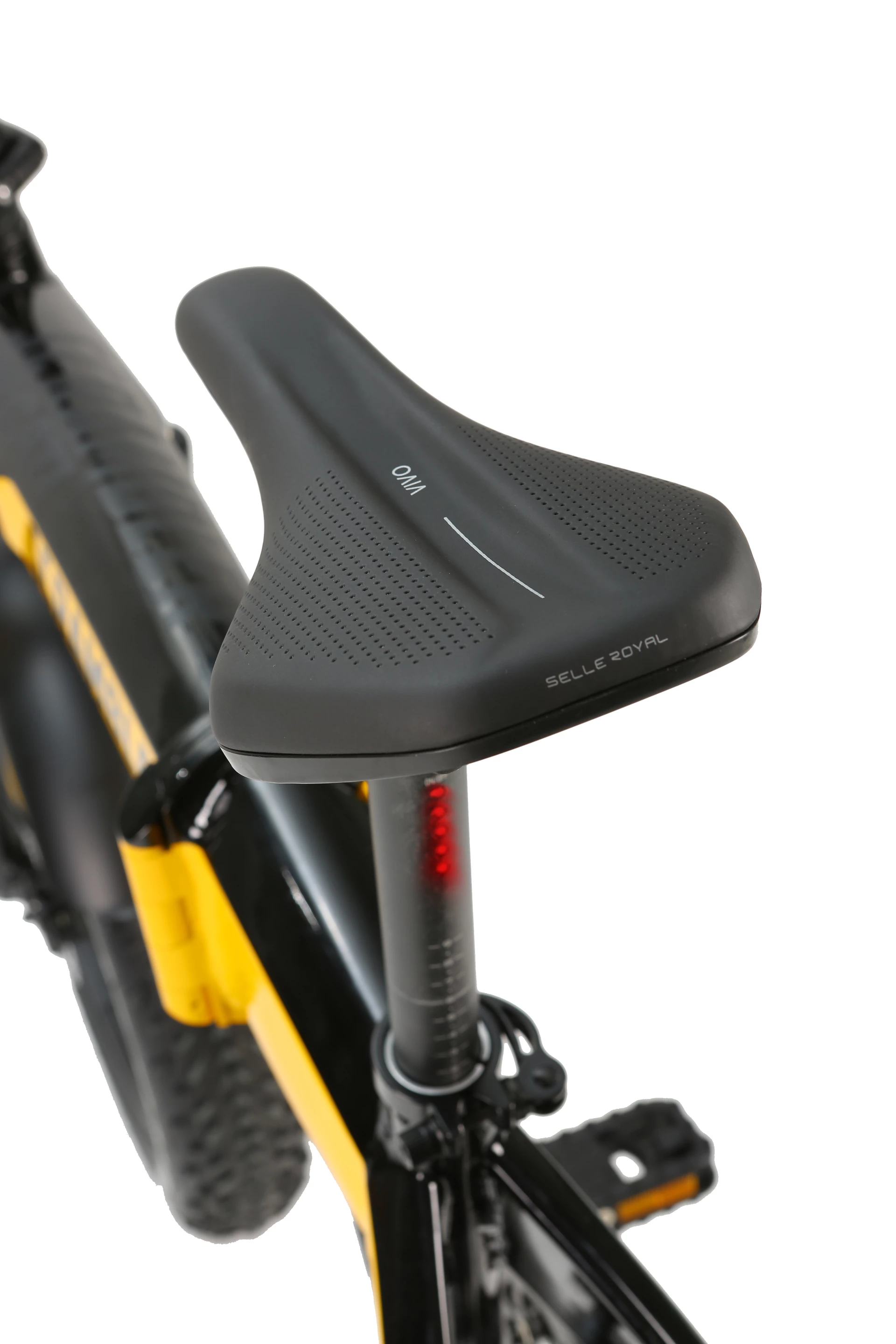 The SCR-E's integrated tail light