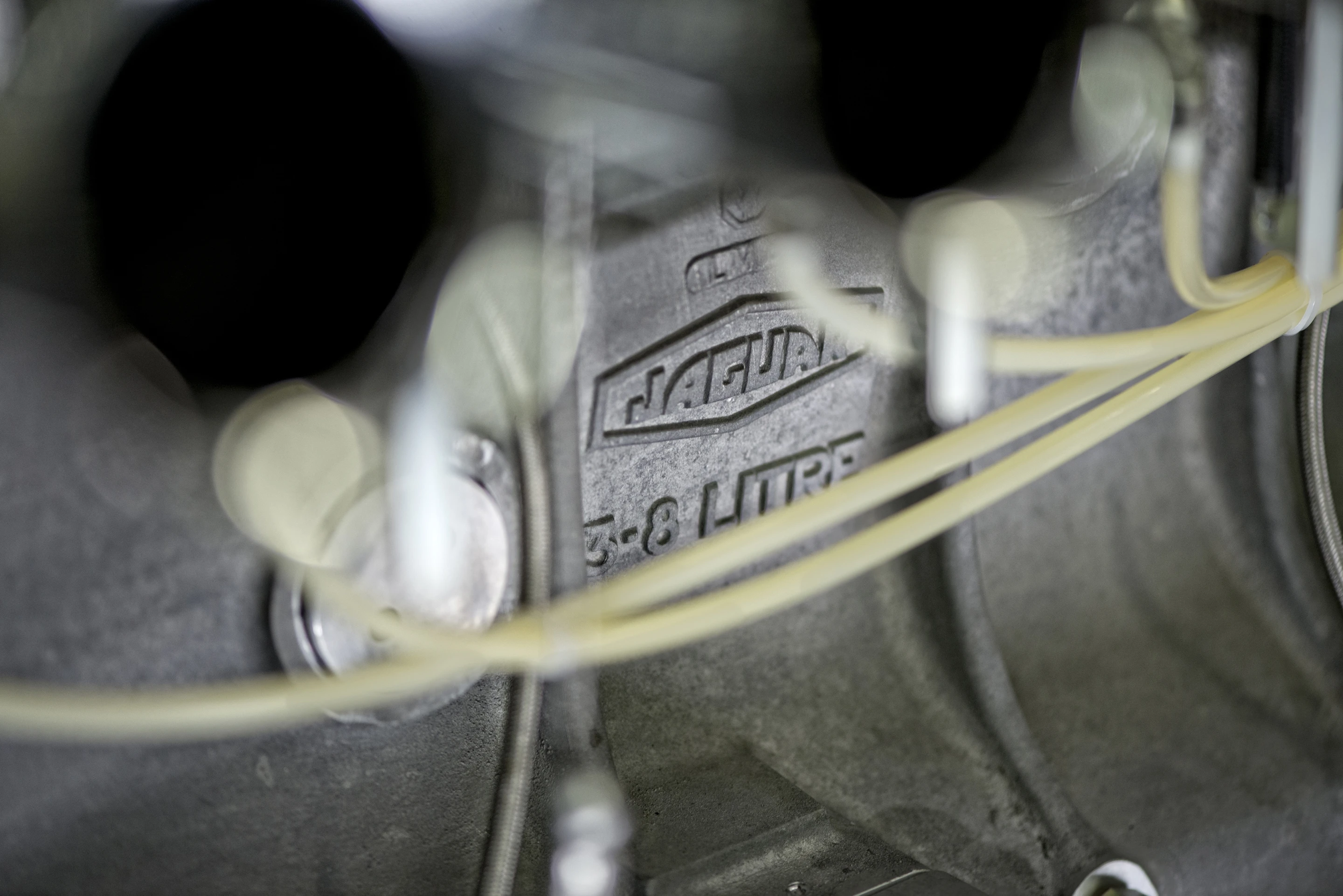The Lightweight E-Type as a 3.8-liter engine