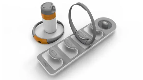 The amount of time that a band can remain underwater before issuing a warning or alarm can be set individually on each band, via the charger