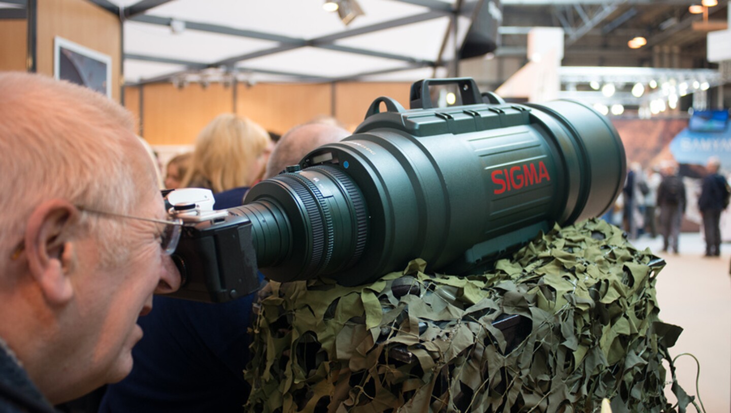 Extreme focal lengths and larger apertures mean bigger and heavier lenses, along with bigger price-tags