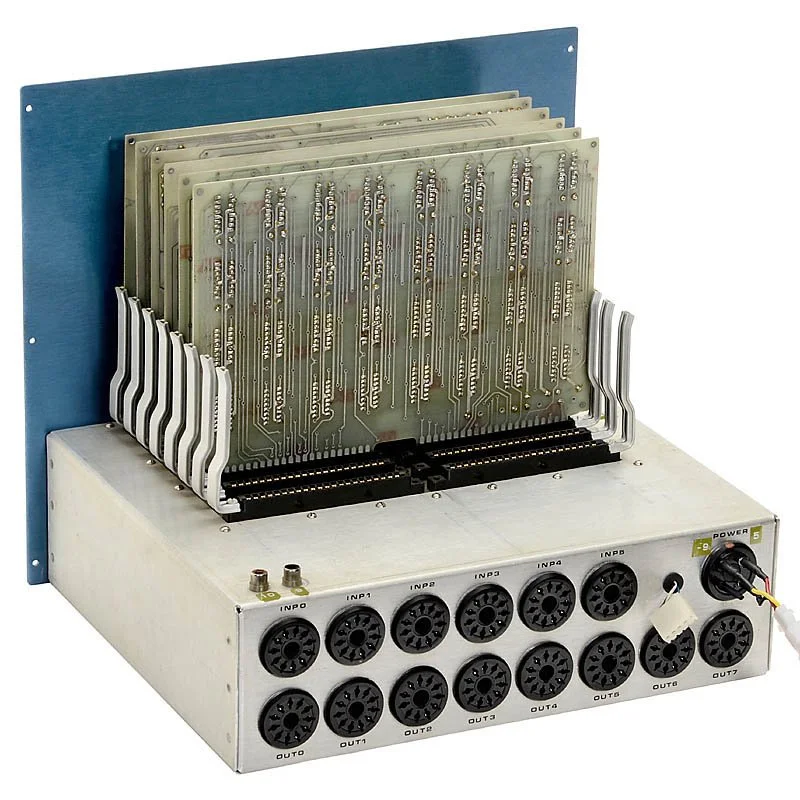 The 8H was built around an Intel 8-bit microprocessor, and sold as a self-build kit
