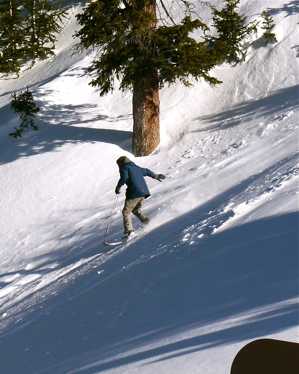 The Survivor Split can be ridden in both standard snowboard and powder surfer configurations Photo: Erin Paul Hines
