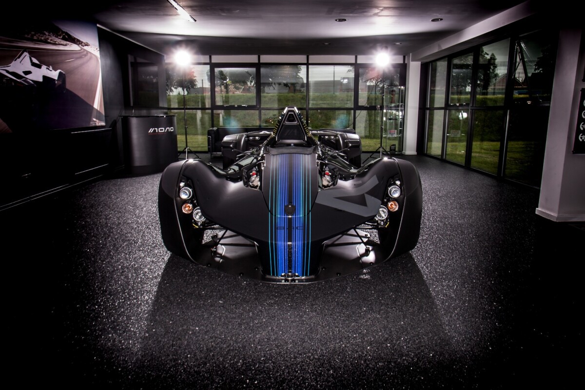 BAC and Autodesk perform some artwork on the Mono