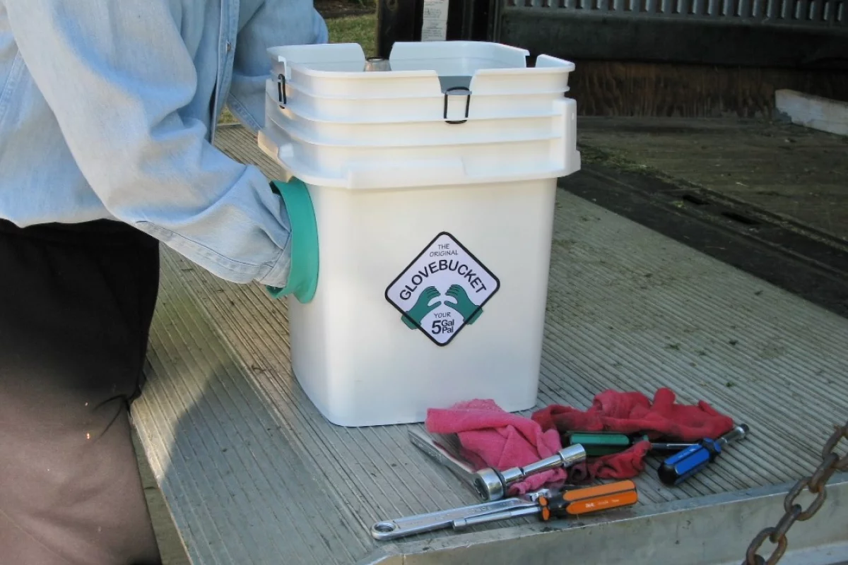 The Glovebucket – unfortunately, it's too small to hold a baby with soiled diapers