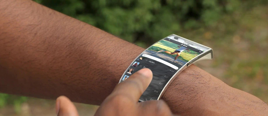 Included sensors could be used alongside virtual physical trainers to help keep users in trim with personal, monitored workouts