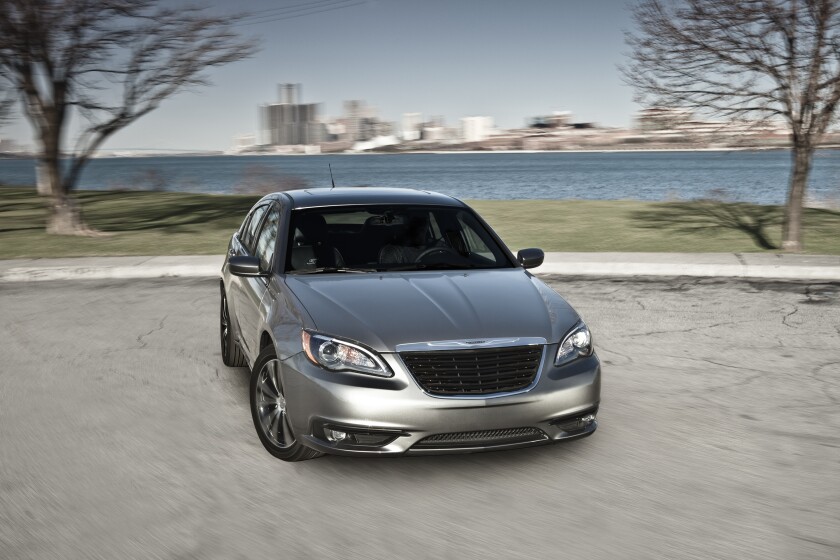2013 Chrysler 200 is an IIHS Top Safety Pick+