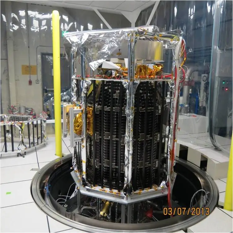 LADEE with LLCD space terminal (Image: NASA)