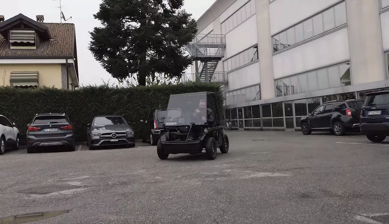 A prototype chassis has been built to test the drivetrain and rear axle