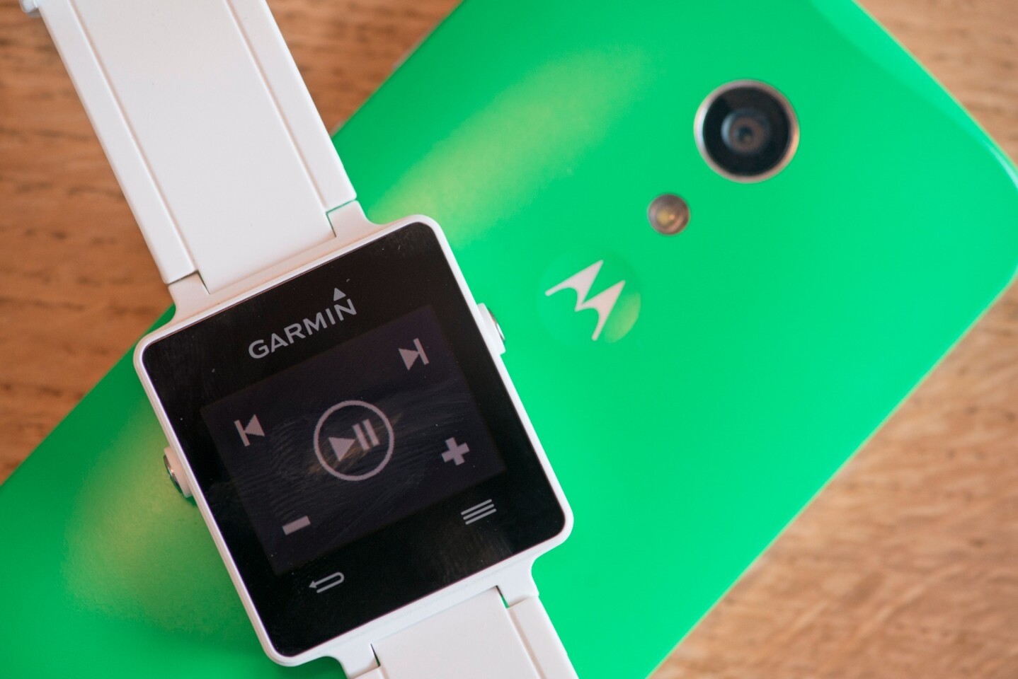 The Garmin vivoactive can be used to control music playback on your smartphone