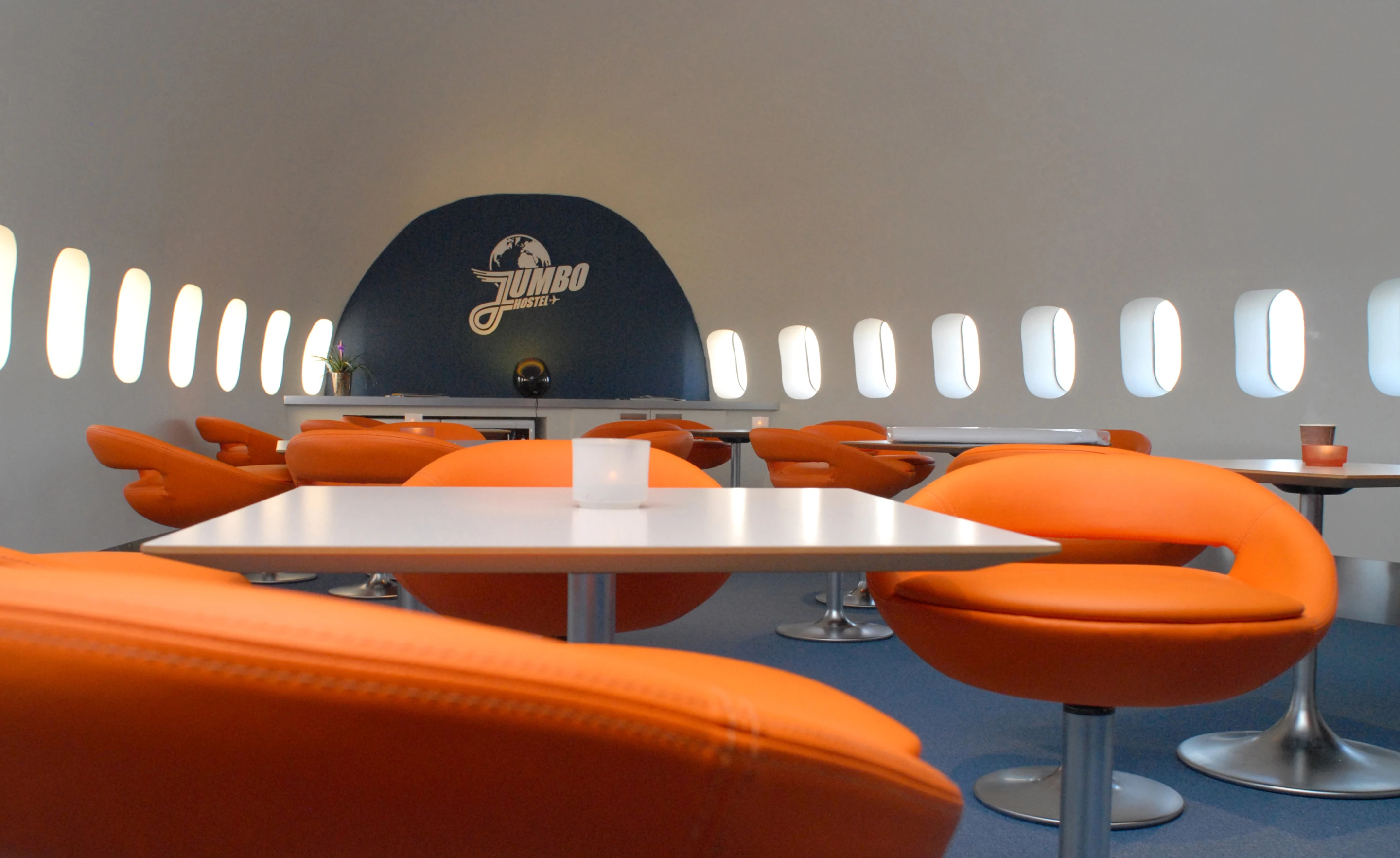 Sitting at the entrance of the airport, the Jumbo Hostel features several categories of rooms and provides an alternative for overnight airport accommodation (Photo: Lioba Schneider)