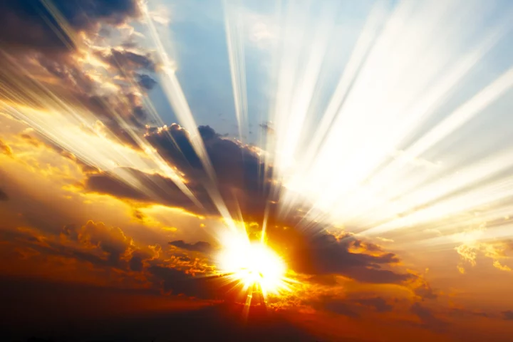 A new efficiency record of 8.6 percent for graphene solar cells using graphene doped with TFSA (Photo: Shutterstock)