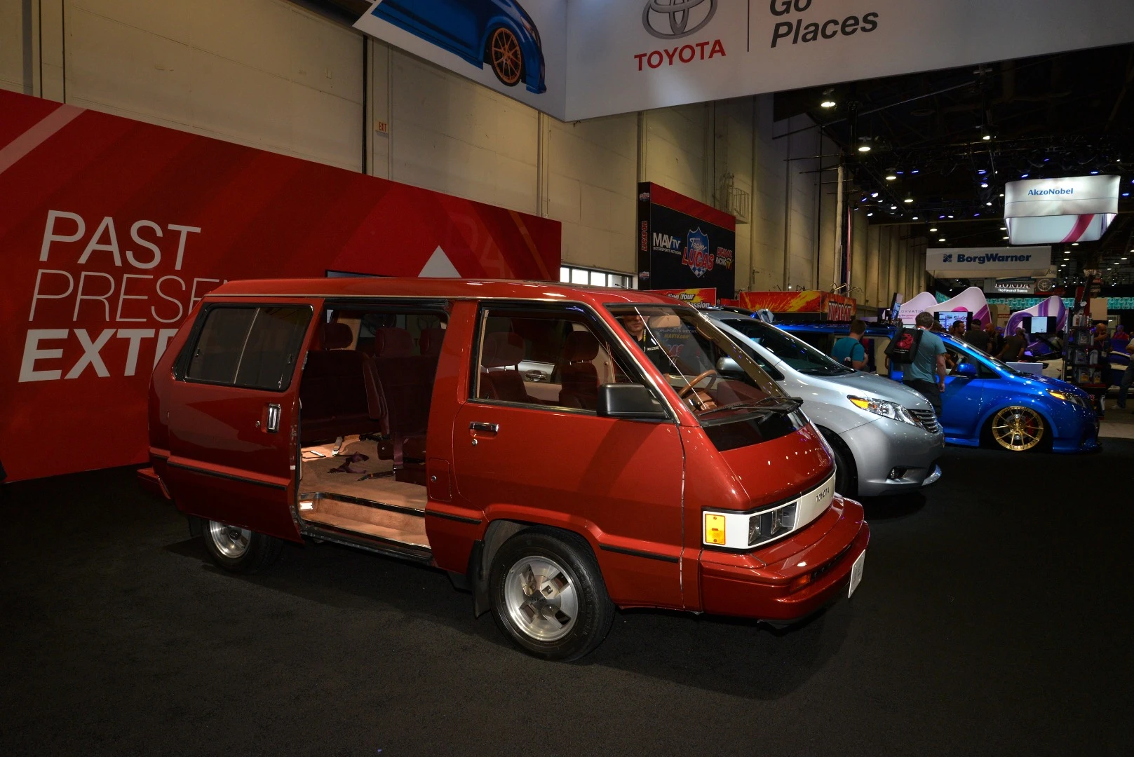 The 1983 Van LE at SEMA