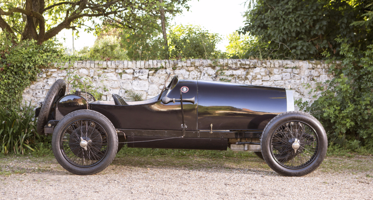This 1922 Bugatti Type 29/30 'Reservoir Ovale Course' sold for $1,045,000