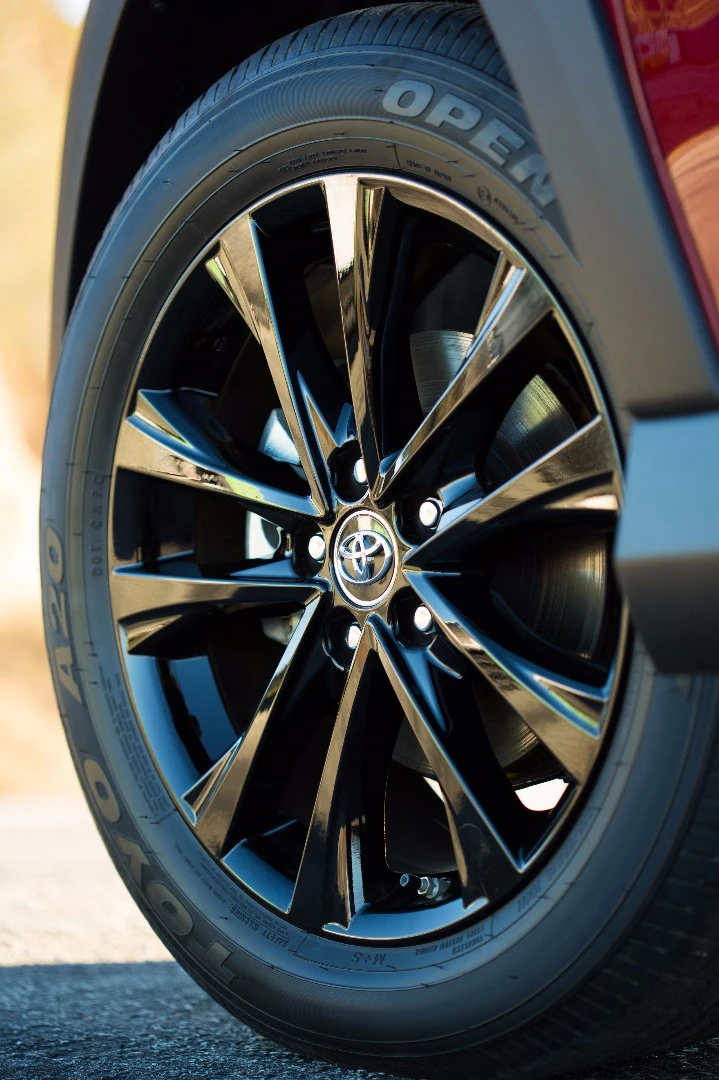 Toyota's RAV4 Adventure rides on 18-in wheels