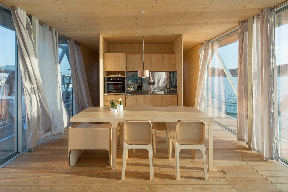 The Floatwing is built with with materials that have a low environmental impact