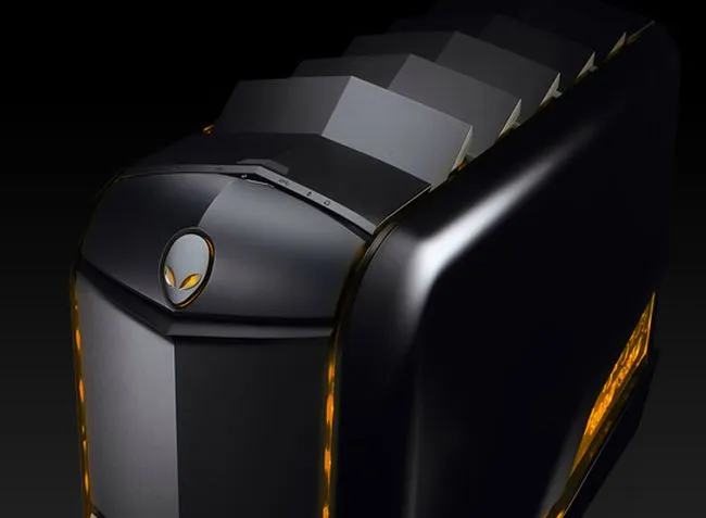 Alienware has updated its lineup of desktop PCs with Alienware Aurora R4, featuring liquid-cooled Intel Core i7 3000-series six-core CPUs and active venting