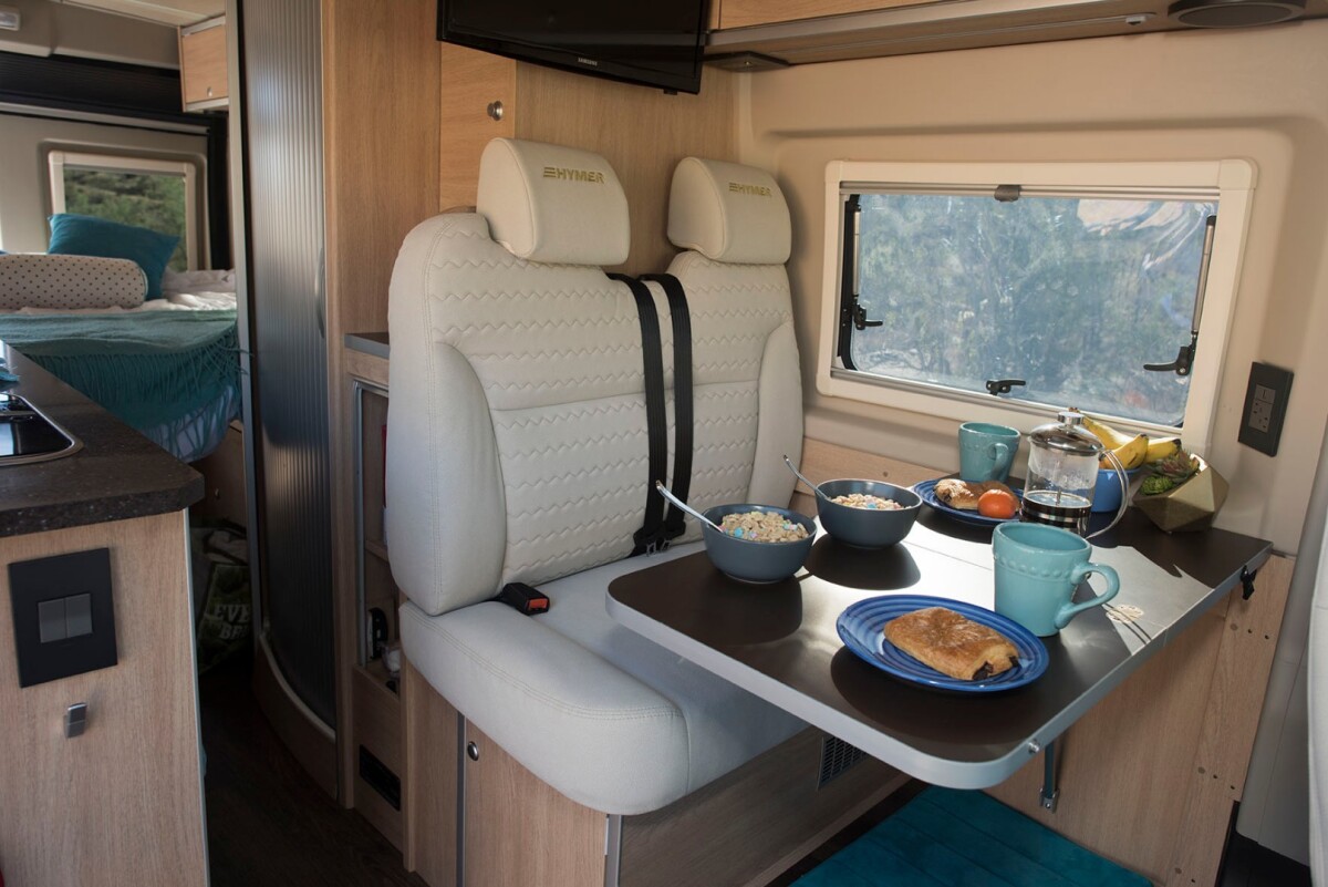 When equipped with the power sofa option, the Aktiv 2.0 Loft also includes a rear dining area/lounge