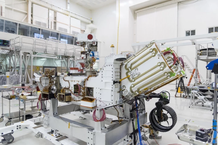 The angled unit on the rover is the Multi-Mission Radioisotope Thermoelectric Generator (MMRTG)