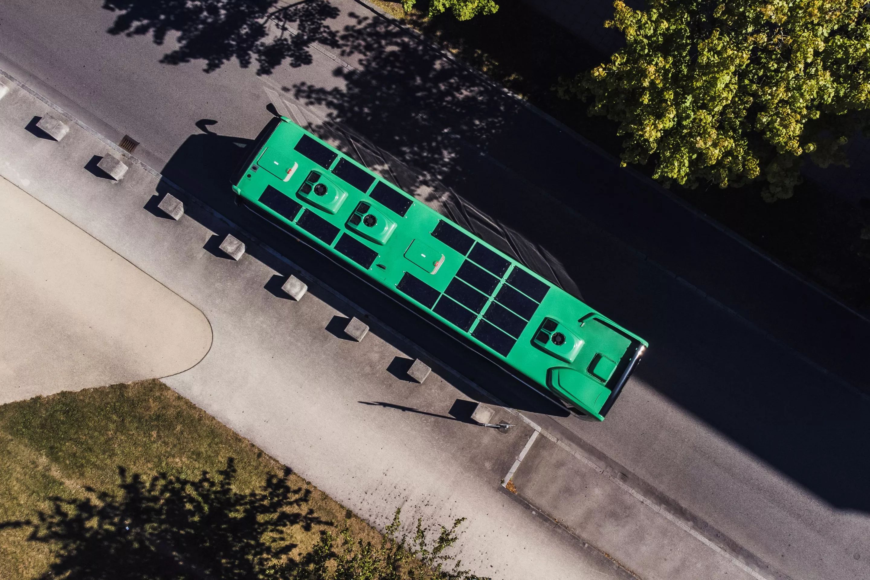 The Solar Bus Kit could add 8 sq m of photovoltaic cells to the top of a public transport bus, which would help power subsystems such as the HVAC
