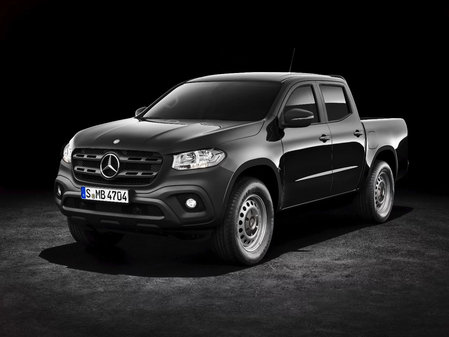 An X-Class in the entry-level Pure trim