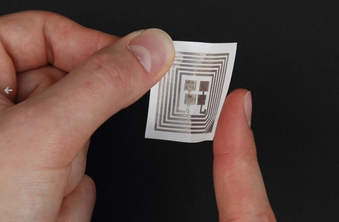 The ceramic material has been proven to withstand many thousands of bending cycles without breaking