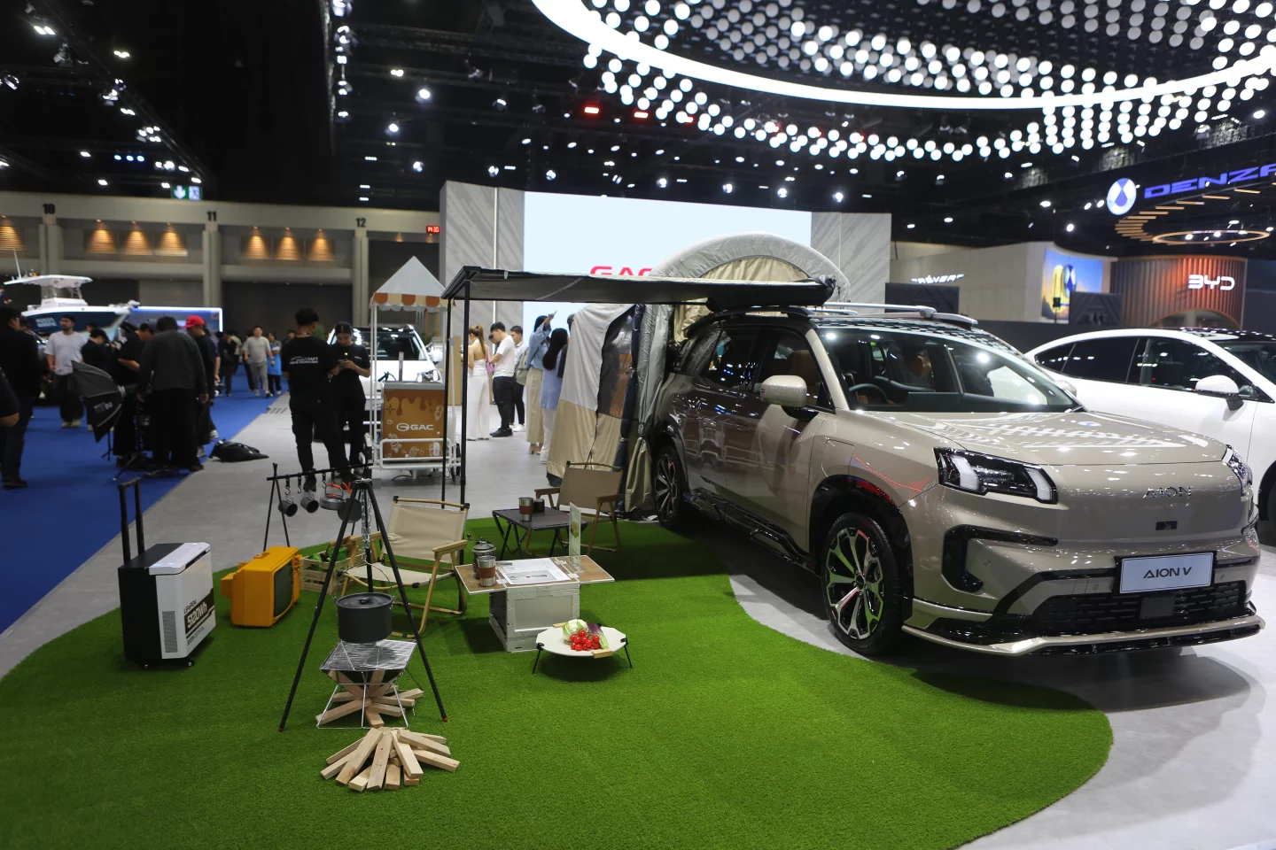 The Aion V camping pack on display was an example of ingenious marketing of a broad range of the parent company's eco-system of brands. More detail pics in the image gallery