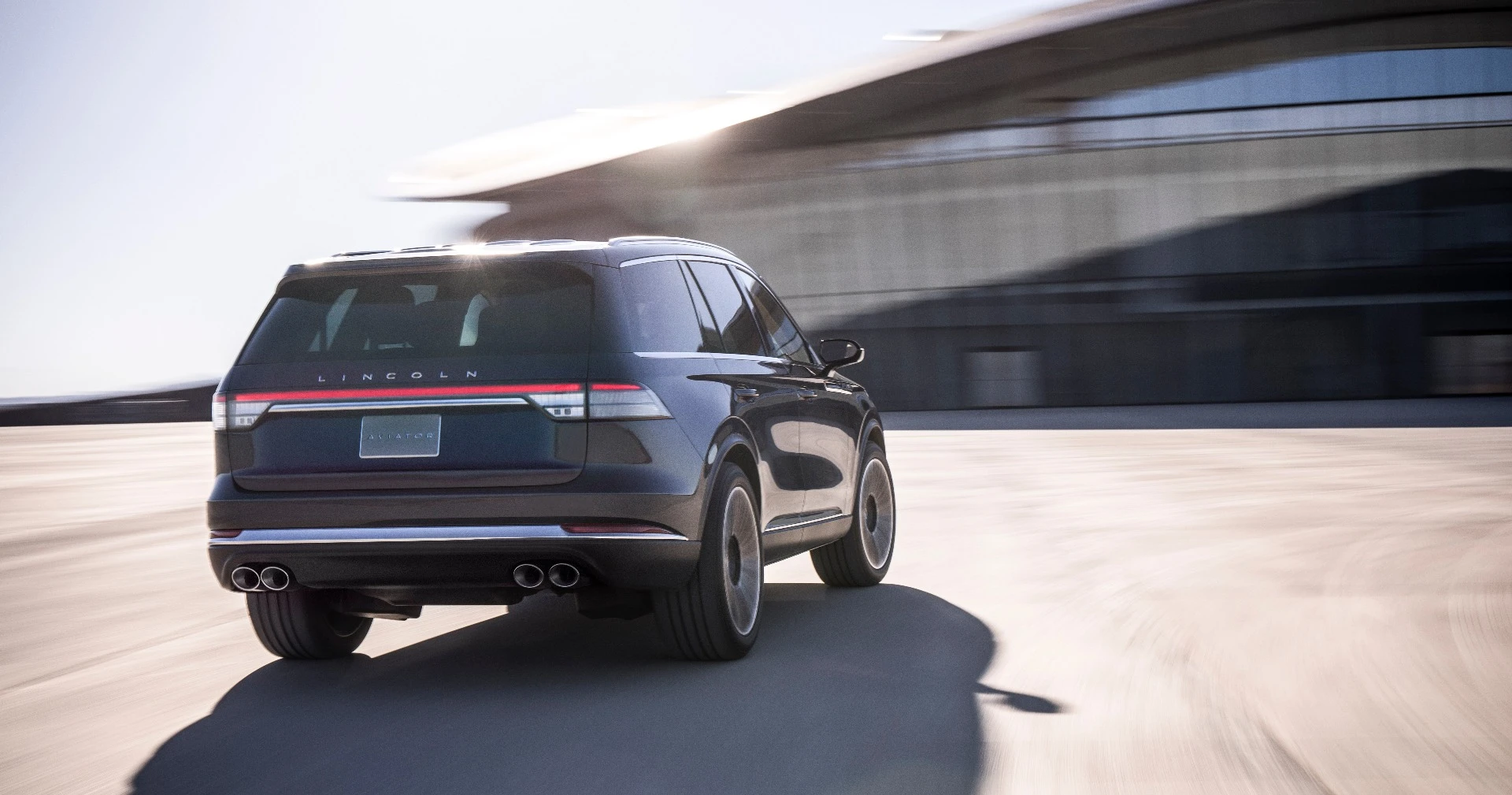 Lincoln previews the Aviator