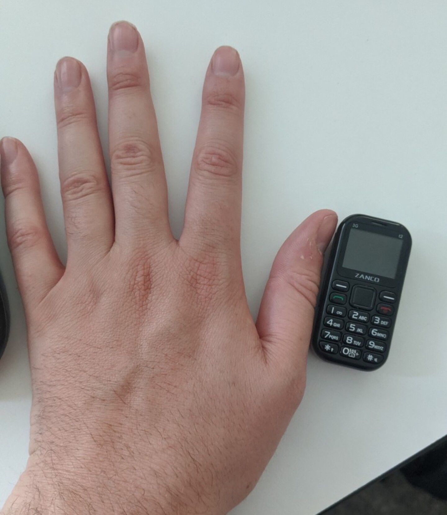 Zanco tiny t2 review: Hands on with the world's smallest 3G phone