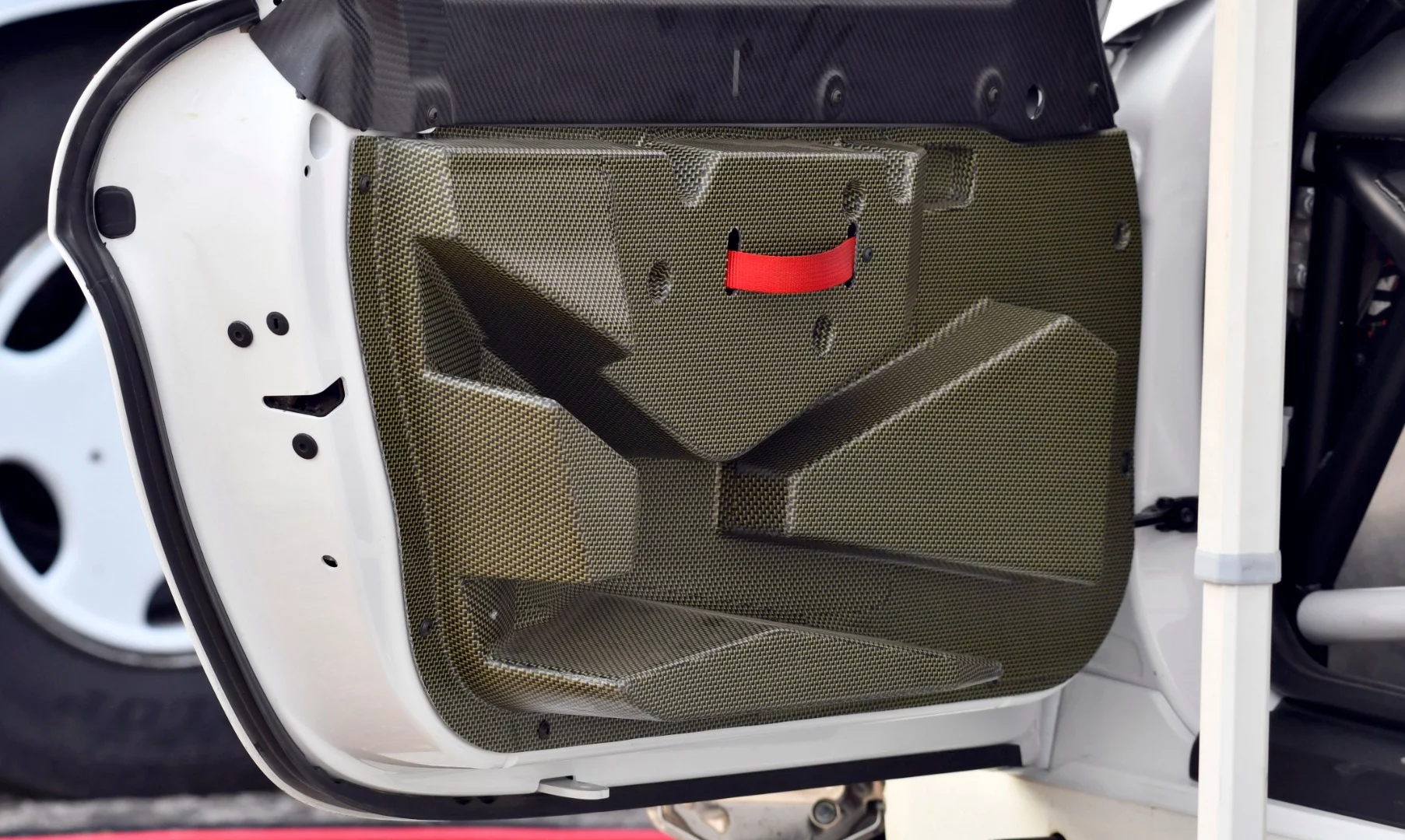 Foam impact protection in the doors