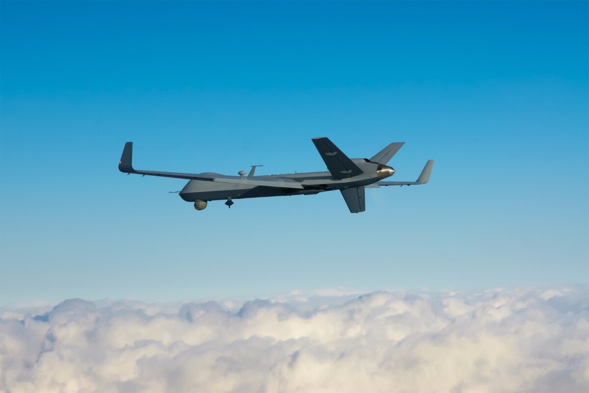 MQ9 Reaper Big Wing sets Predator flight endurance record