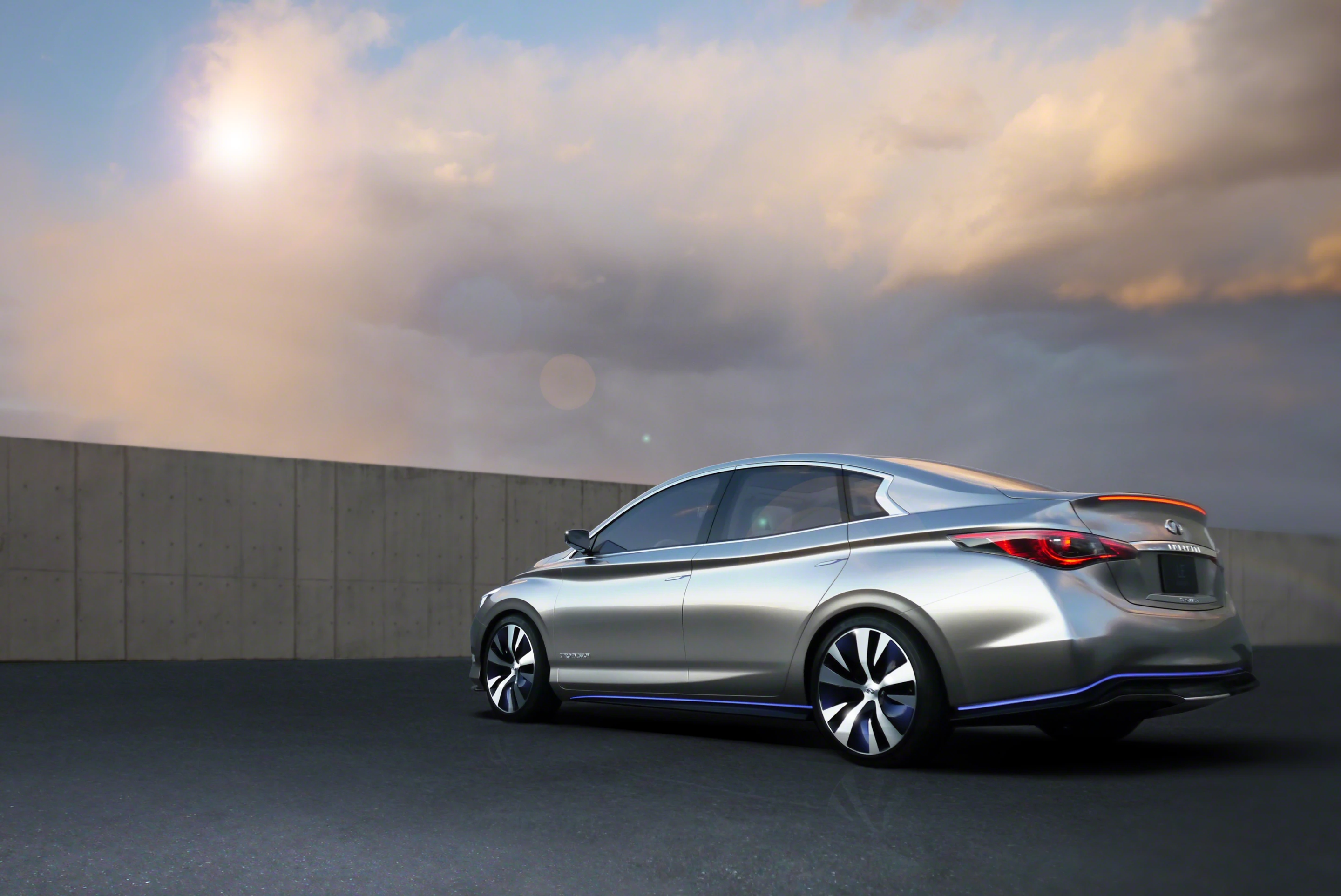 The LE is about the same length as the G Sedan