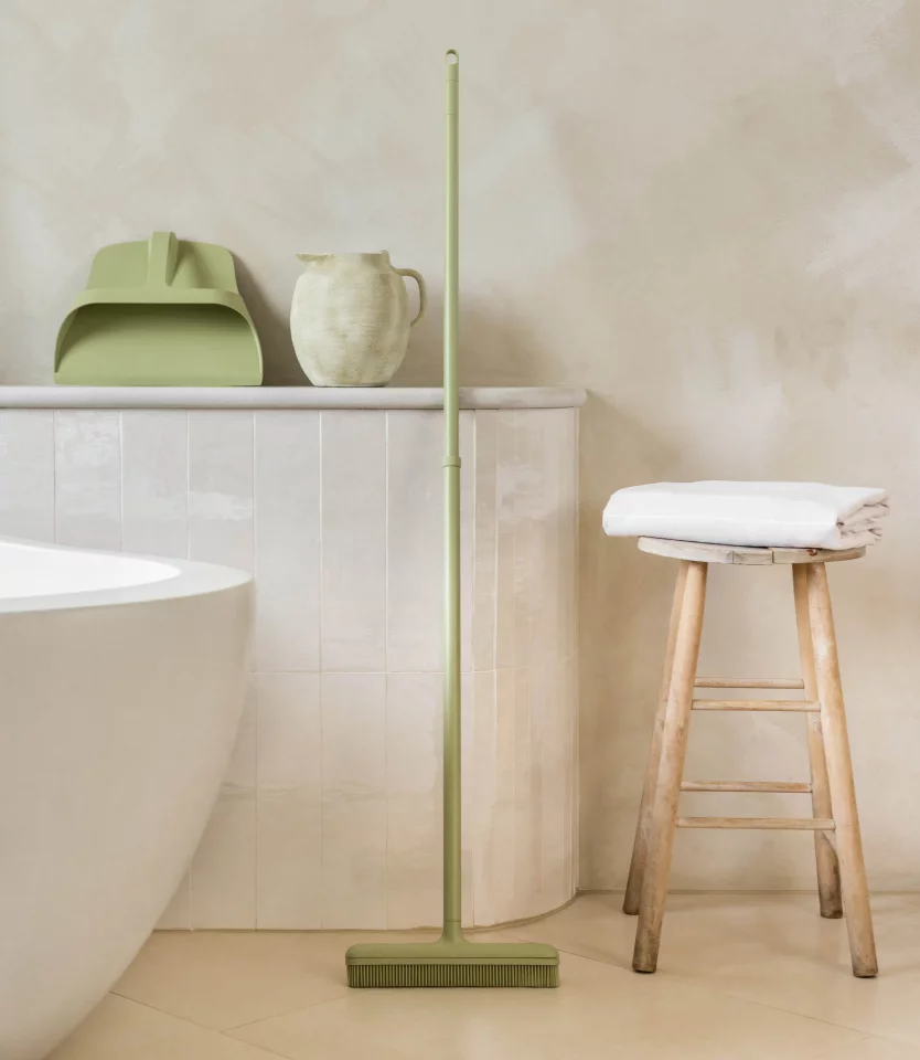 The Dotti Best Broom & Dustpan