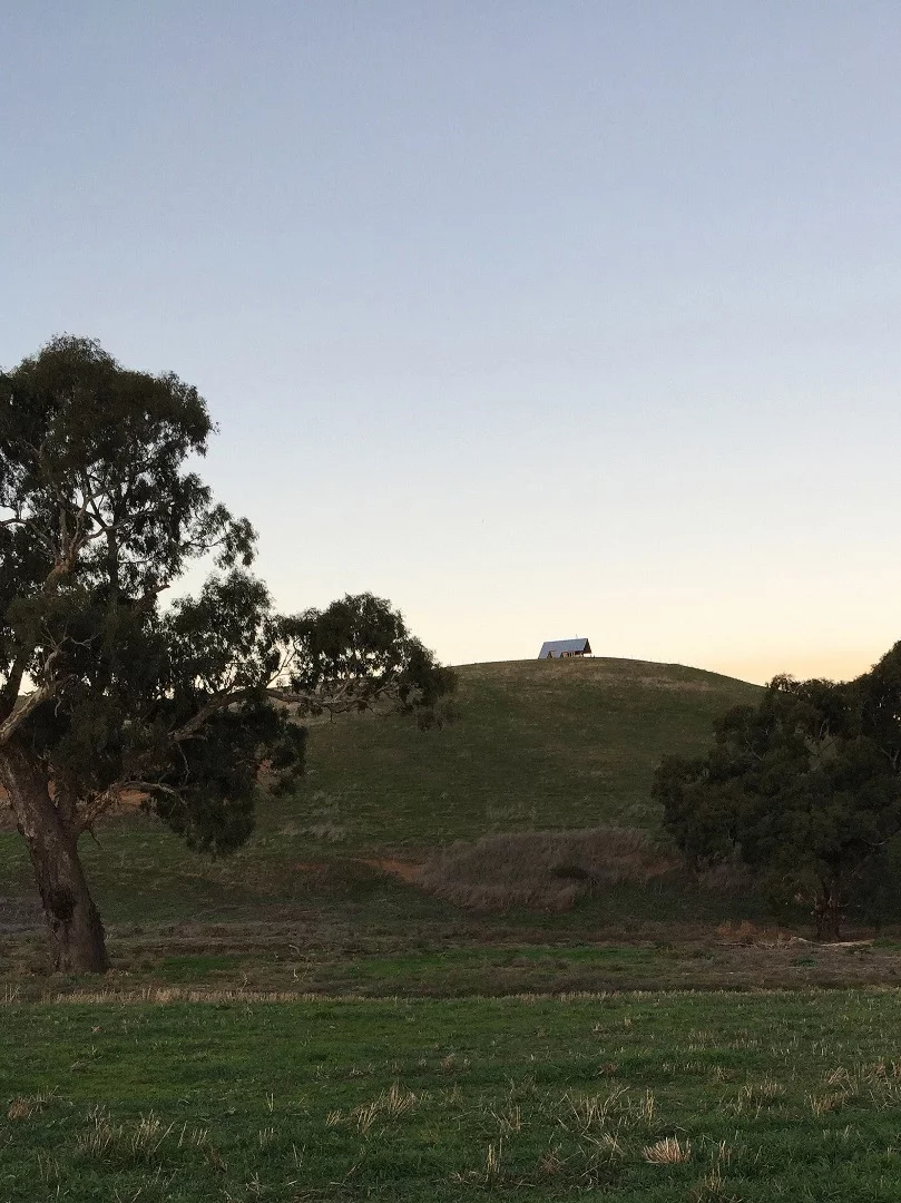 JR's Hut at the Kimo Estate is located around 12 km (7.5 mi) outside the town of Gundagai in rural Australia