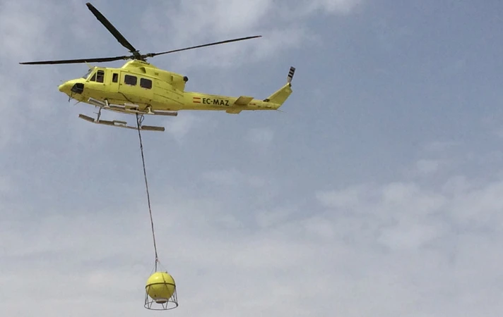 Once the tank is full, it can be quickly flown to the site of a fire with no leakage occurring en route