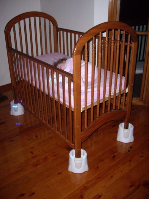Lullabub automatic cot rocker