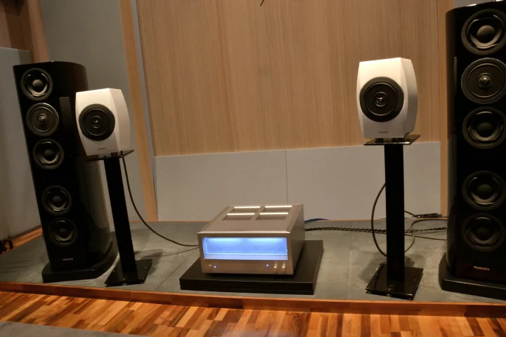 The Reference Class system ready for a listening demo (Photo: Paul Ridden/Gizmag)