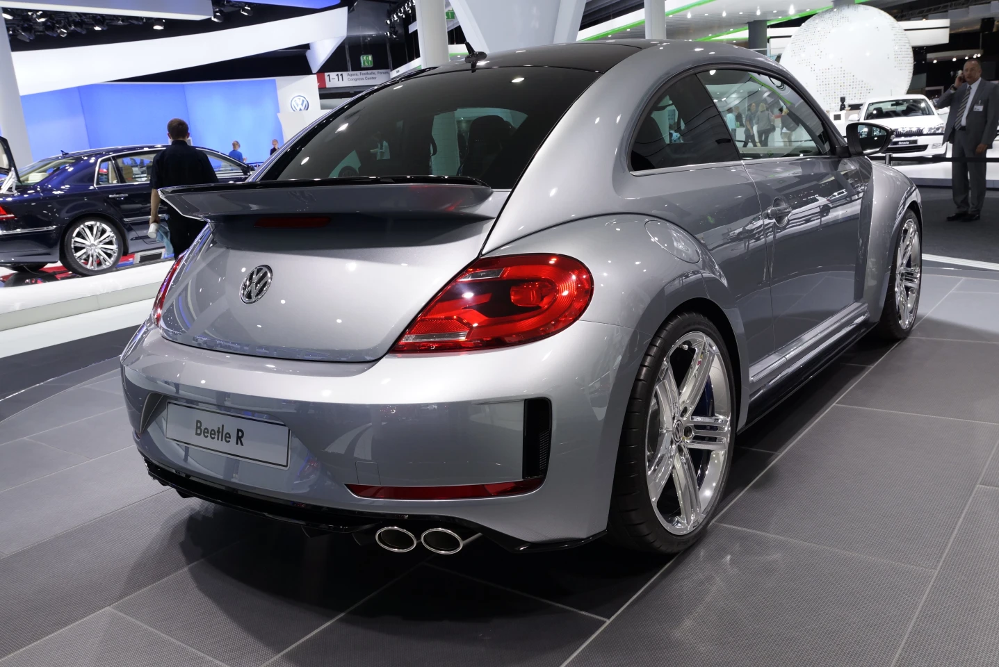 The Beetle R's rear end features bumper air vents, and a larger spoiler