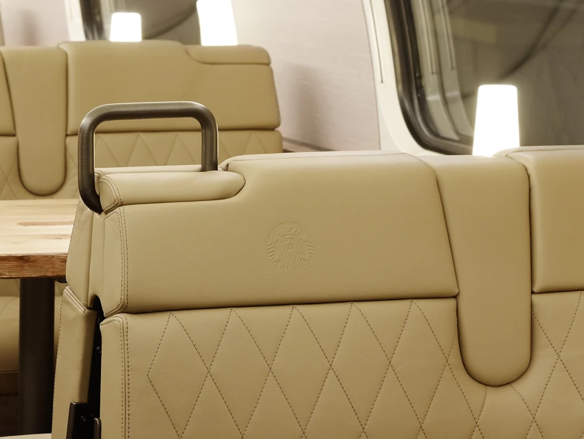 The seats are made of quick-clip parts for fast maintenance