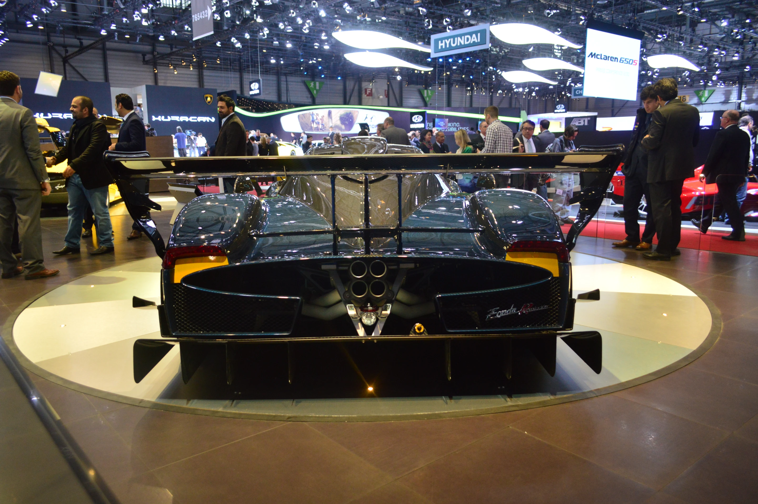 The Revolucion features new air deflectors up front and a rear mounted vertical stabilizer to increase downforce and high speed handling (Photo: CC Weiss/gizmag.com)