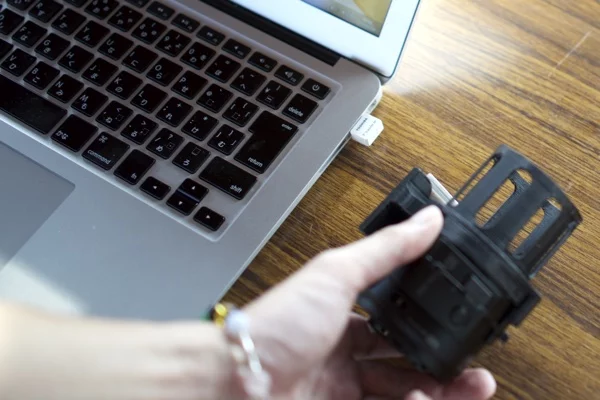 The quadcopter includes Sony's TransferJet technology for high speed wireless transfer of data