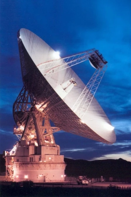 The 70 m Goldstone antenna, which is capable of detecting 2 mm debris at altitudes below 1,000 kmImage: NASA Orbital Debris Program Office