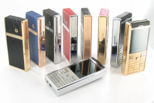 The Bellperre Nero Gold Collection