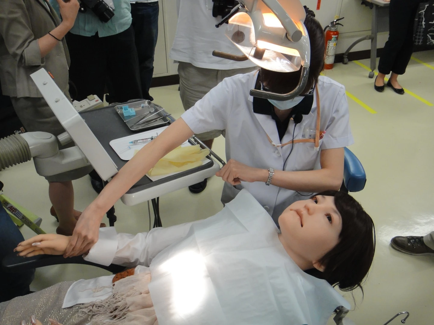 Robotic dental patient Showa Hanako 2 (Photo: DigInfo)