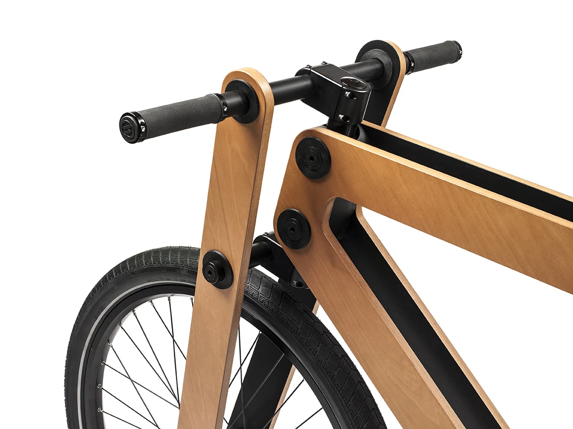 Aluminum "smart cylinders" hold the beechwood frames together