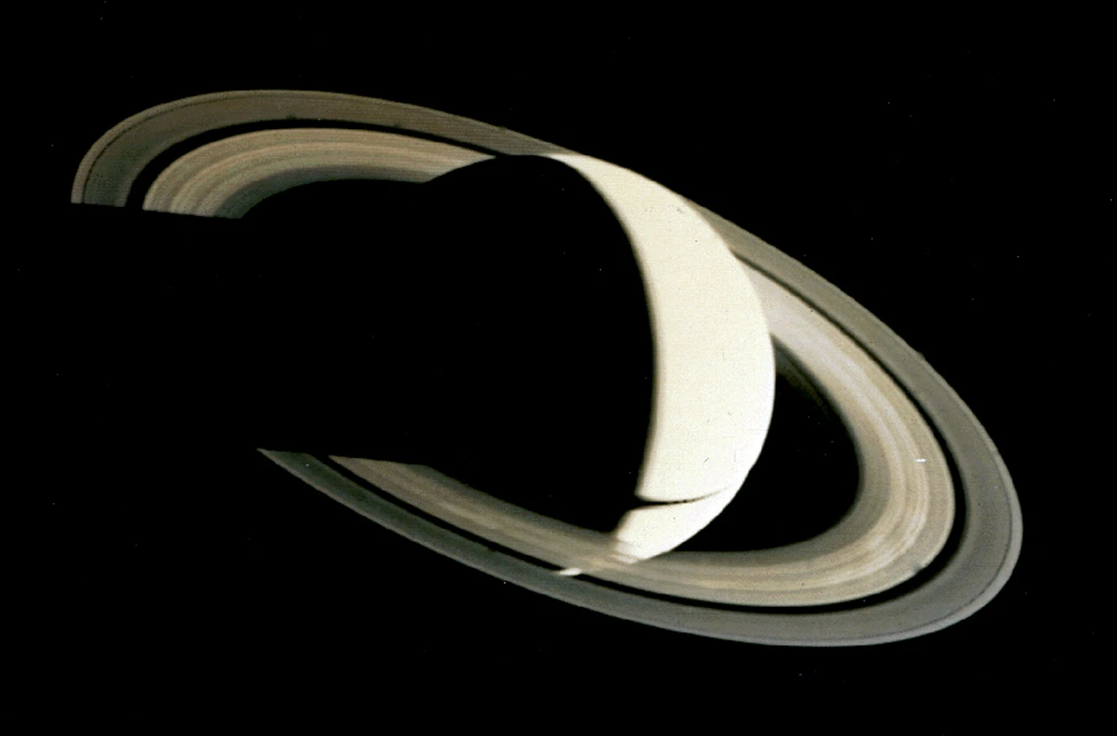 Voyager 1 image of Saturn from a distance of 5.3 million km four days after its closest approach