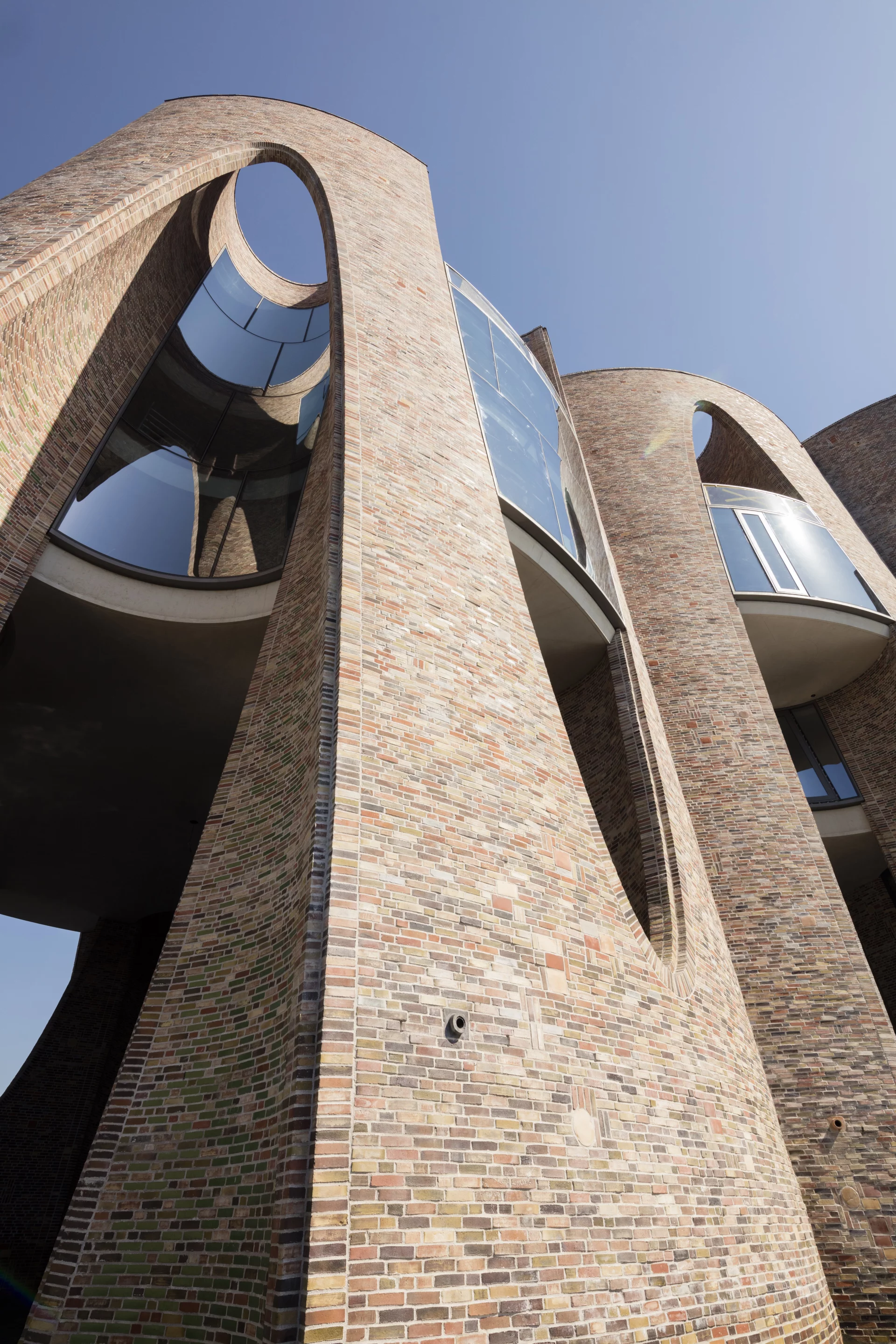 Fjordenhus rises to a total height of 28 m (91 ft)