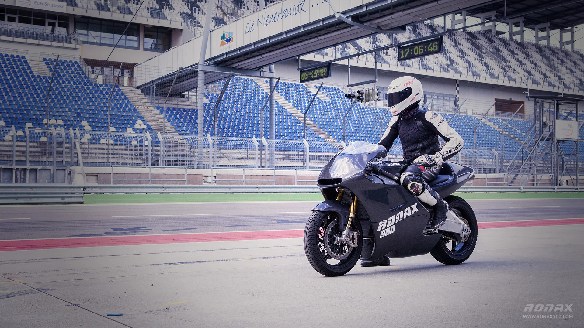 The Ronax 500 in action