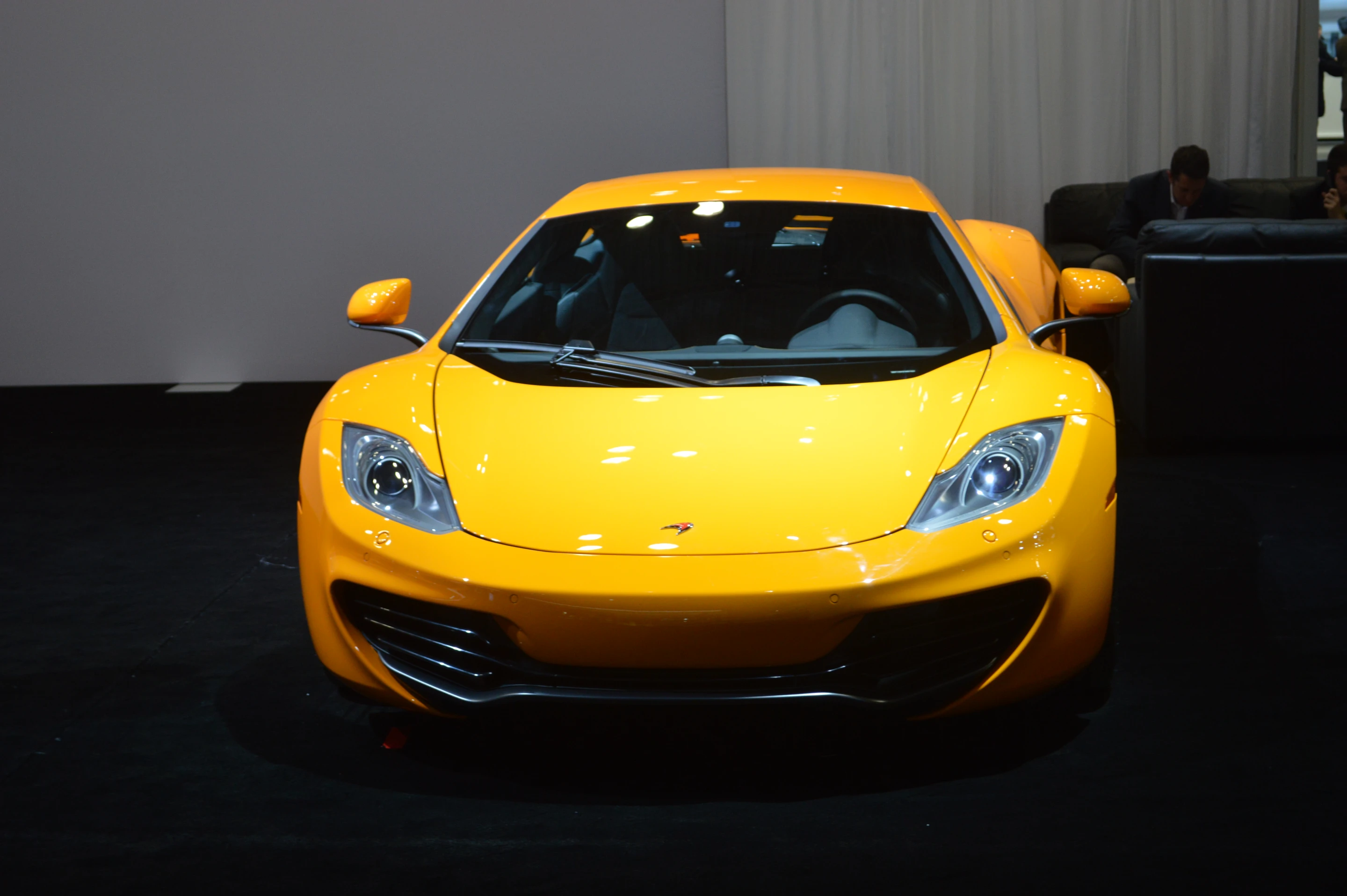 McLaren MP4-12C