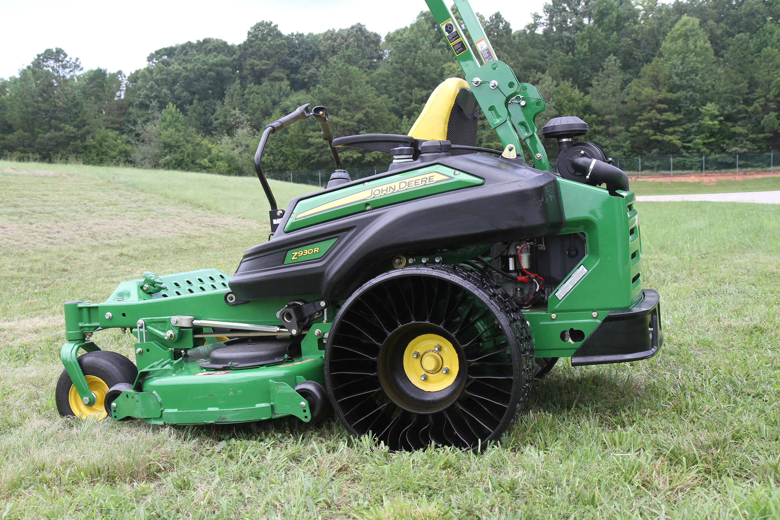 The Tweel is currently aimed at commercial and agricultural vehicles