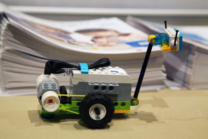 The Mini Milo tasks students with making their own space rover